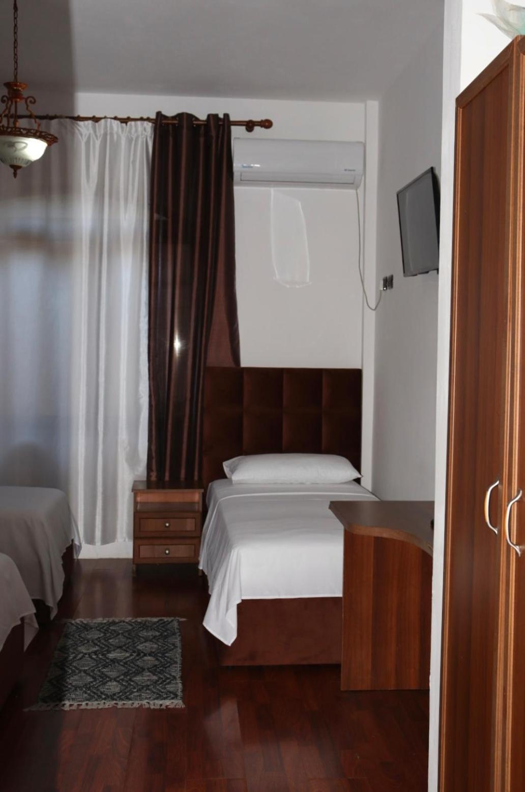 Grand Hotel Круя Экстерьер фото