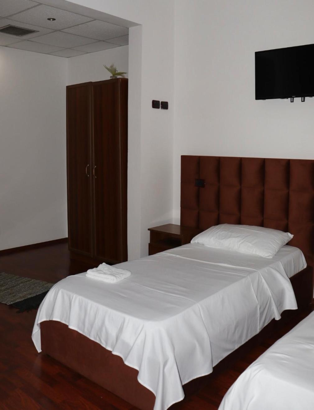Grand Hotel Круя Экстерьер фото