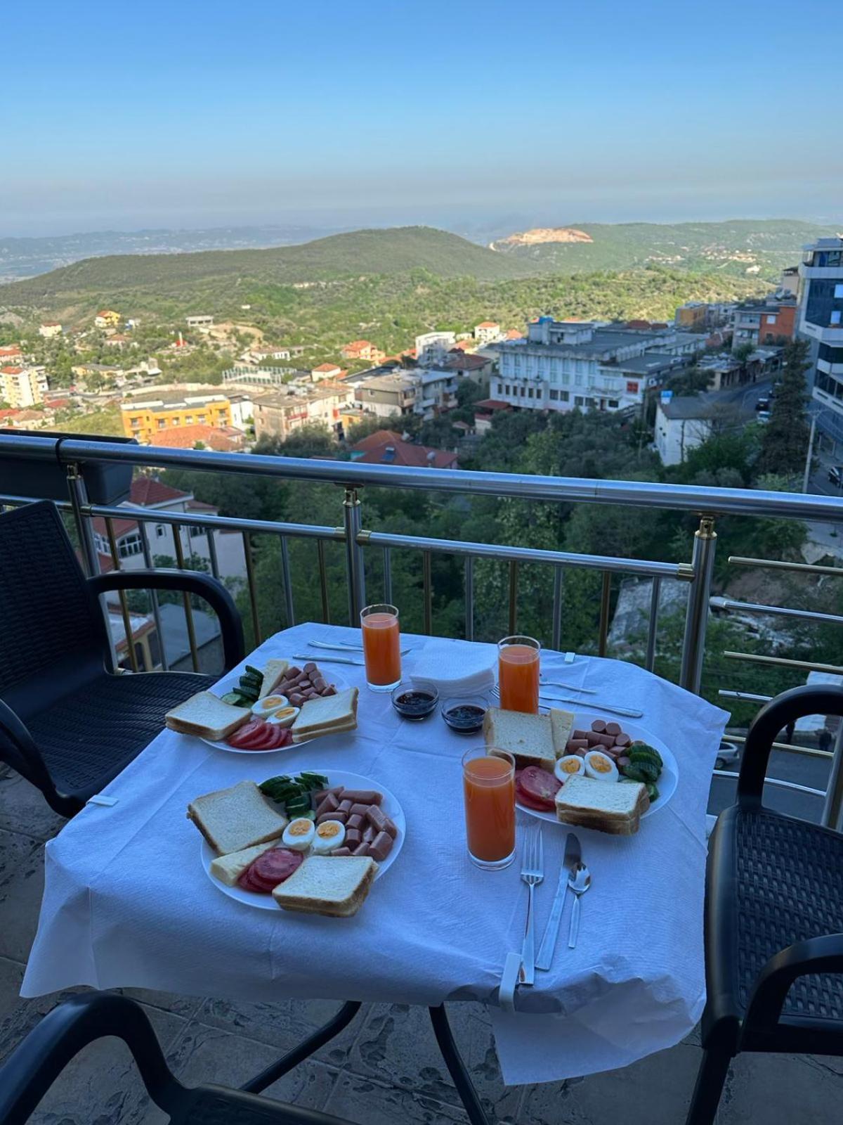 Grand Hotel Круя Экстерьер фото