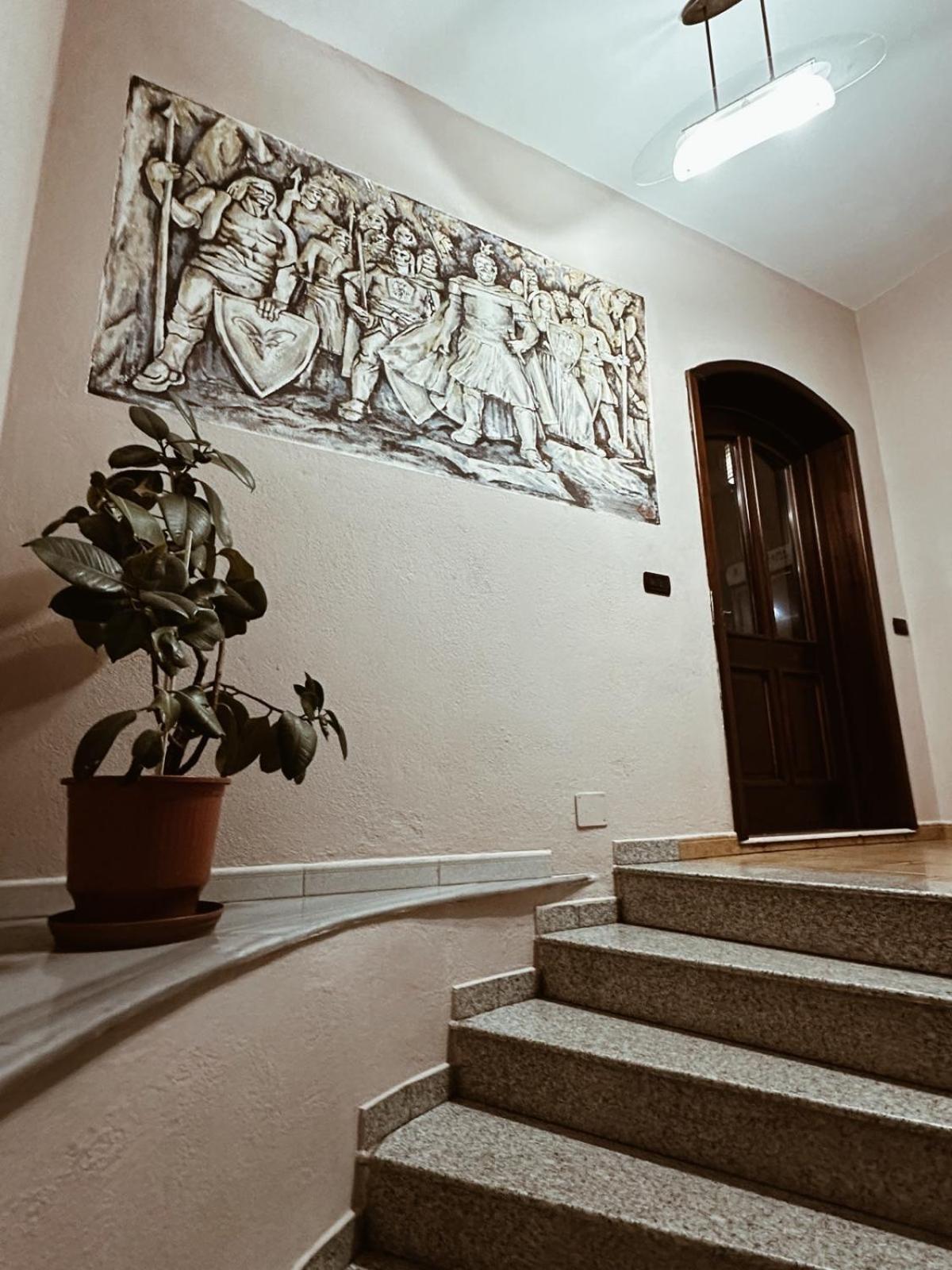 Grand Hotel Круя Экстерьер фото